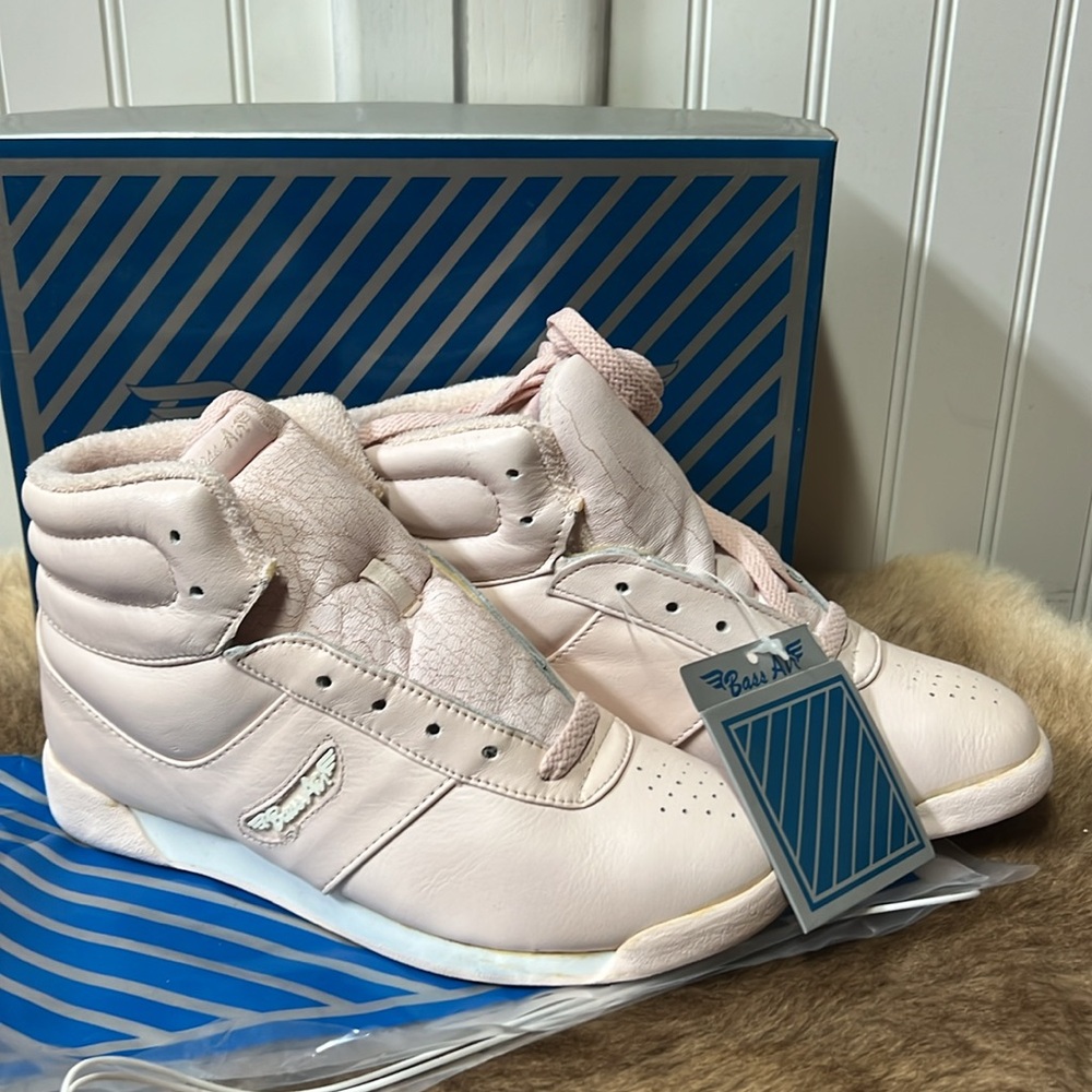 80s G. H. Bass Women's Pink High-Top Sneakers 6.5